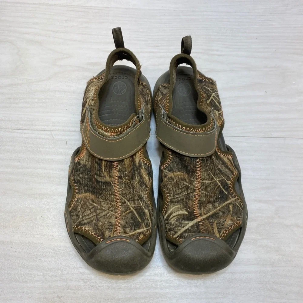 Crocs‎ Swiftwater Camo Sandals Mens 7 Green Brown Water Shoes 201152